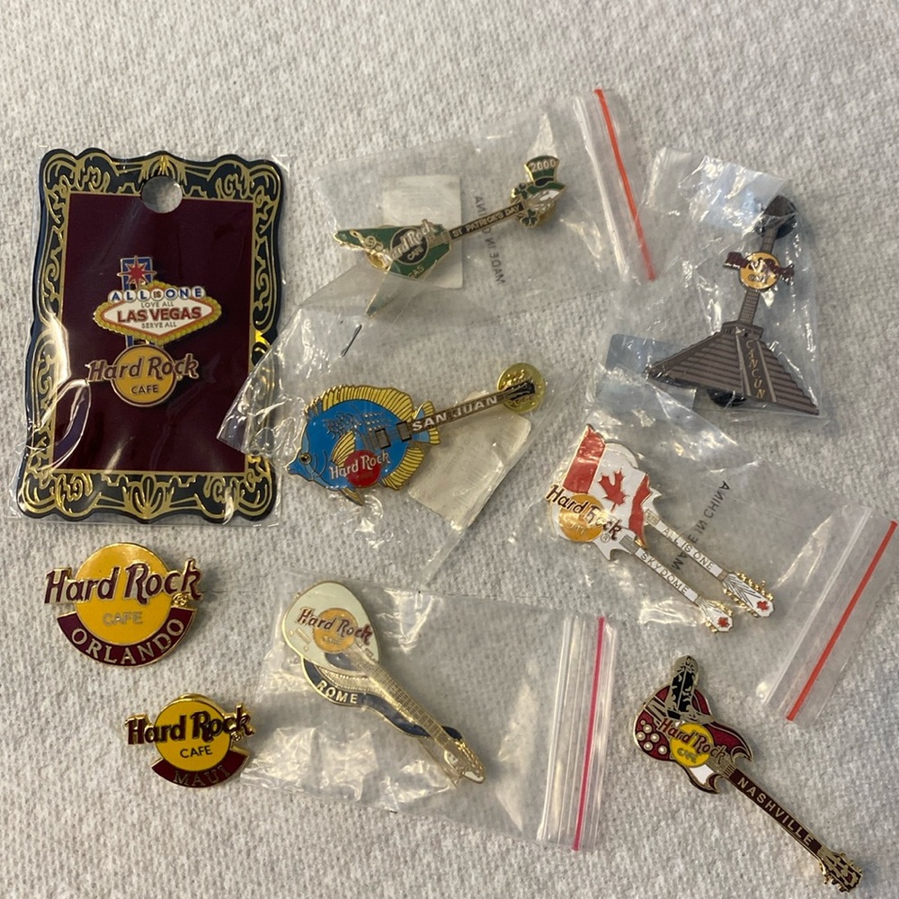 Hard Rock Cafe pins